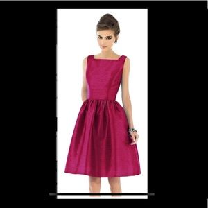 Alfred Sung | SZ 8 | Twirl | Bateau Neck Cocktail